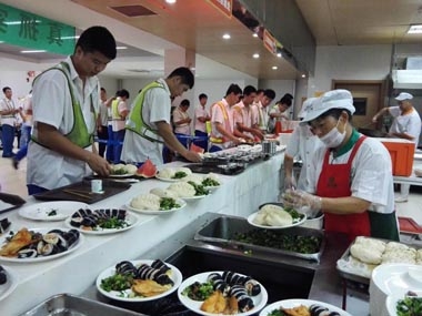 通用三期餐廳舉辦“夏季清涼美食周”